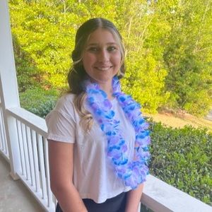 Meet your Posher, Sanibel